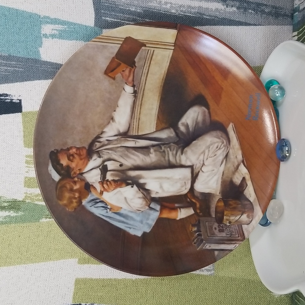 P1b - Knowles Norman Rockwell Plate "The Painter" 1983 LE Collector's Plate